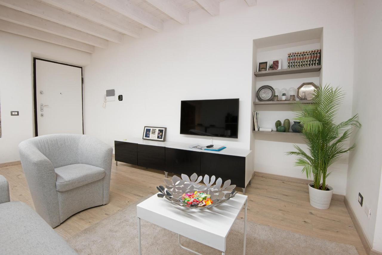קומו Larius Apartment מראה חיצוני תמונה